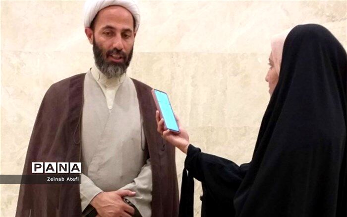 دانش‌آموزان بسیجی باید خودساخته باشند