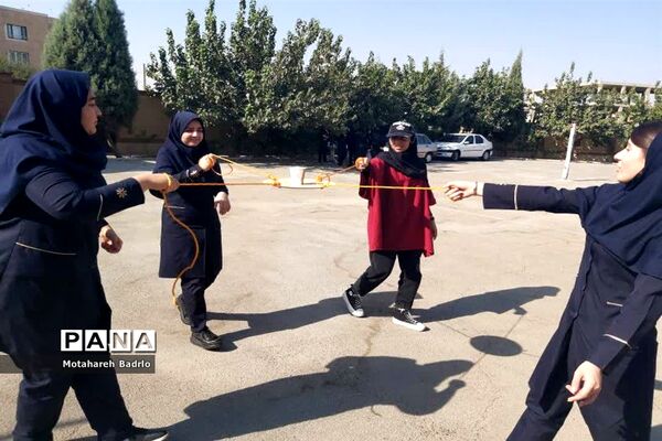 طراحی آموزشی بامحوریت بهینه‌سازی مصرف آب در اسلامشهر