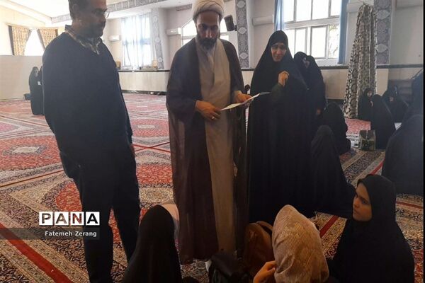 همایش فرماندهان واحدهای پوینده و پیشگام مسئولان واحد‌های بسیج دانش‌آموزی