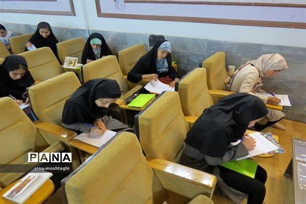 مرحله استانی ششمین دوره جشنواره کتابخوانی