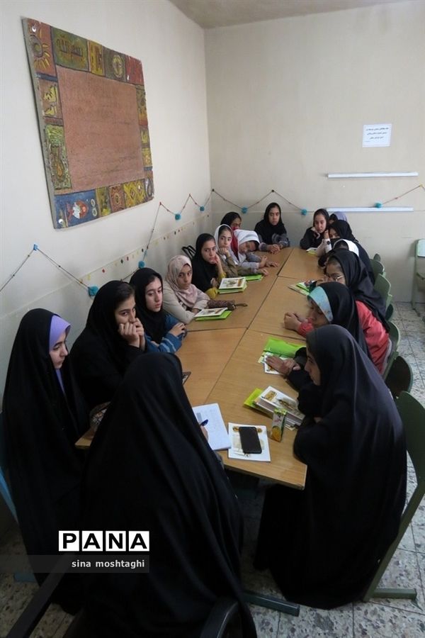 مرحله استانی ششمین دوره جشنواره کتابخوانی