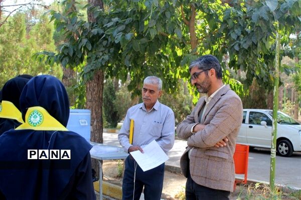 کلاس‌های آموزشی مهارتی. اردوی یاور‌مربیان عضو سازمان دانش‌آموزی استان اصفهان
