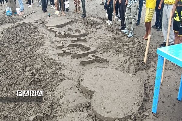 همایش بزرگ پیاده‌روی خانوادگی به‌مناسبت گرامیداشت هفته دفاع مقدس