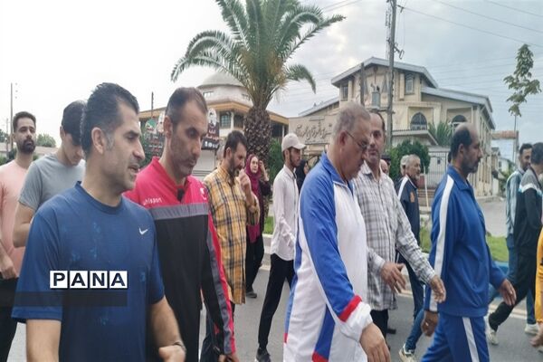 همایش بزرگ پیاده‌روی خانوادگی به‌مناسبت گرامیداشت هفته دفاع مقدس