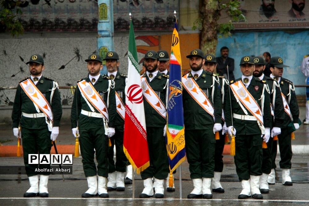 رژه نیروهای مسلح برگزار می‌شود