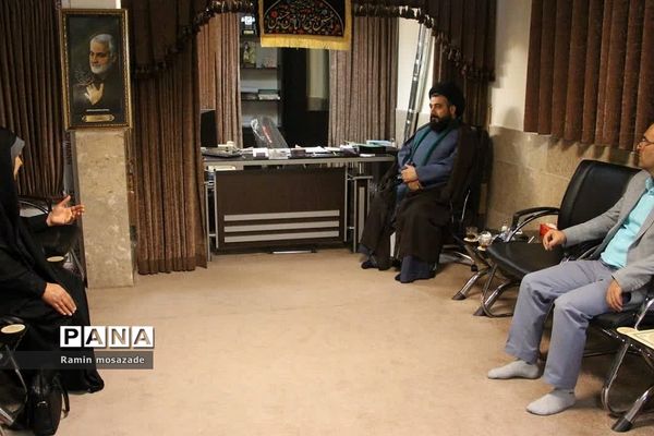 مراسم تقدیر از روحانیون طرح امین در رودهن