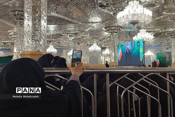 همایش مدیران مدارس مشهد مقدس در حرم مطهر رضوی با محوریت میثاق با امام رضا(ع)