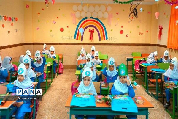برگزاری جشن شکوفه‌های مدارس ملارد