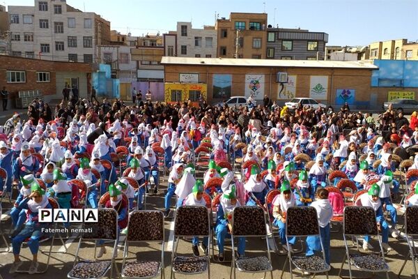 برگزاری جشن شکوفه‌های مدارس ملارد