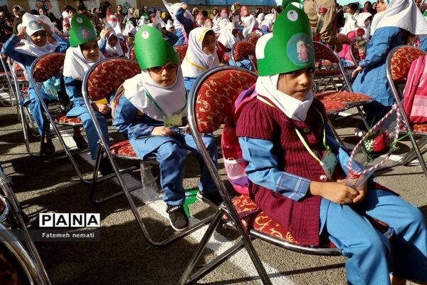 برگزاری جشن شکوفه‌های مدارس ملارد