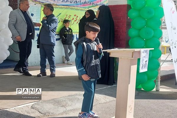 جشن شکوفه‌ها در شهرستان فیروزکوه