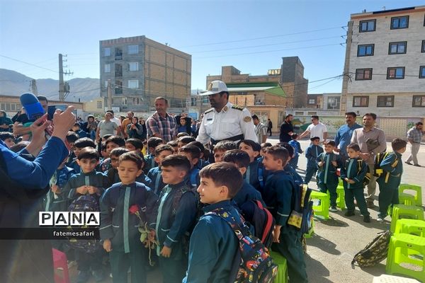 جشن شکوفه‌ها در شهرستان فیروزکوه