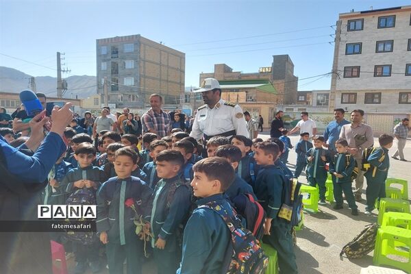 جشن شکوفه‌ها در شهرستان فیروزکوه
