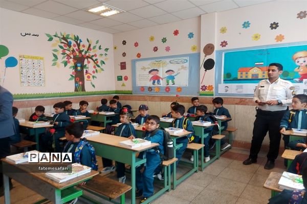 جشن شکوفه‌ها در شهرستان فیروزکوه