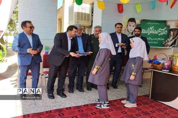 جشن شکوفه‌ها در مدارس صفادشت