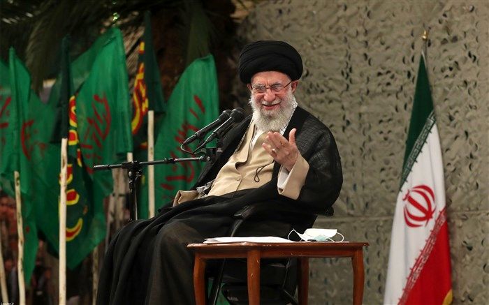 دفاع مقدس نشان داد جوانان می‌توانند همه مشکلات را حل کنند