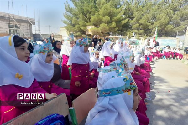 جشن شکوفه‌ها در شهرستان فاروج