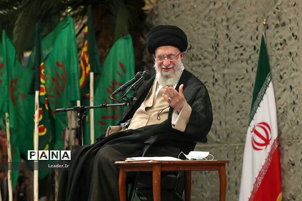دیدار پیشکسوتان دفاع مقدس با رهبر انقلاب
