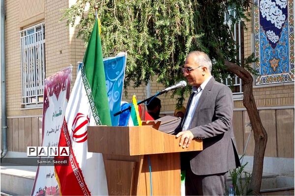 آیین استانی جشن روز شکوفه‌ها در دبستان پسرانه فسایی نژاد ناحیه ۳ شیراز