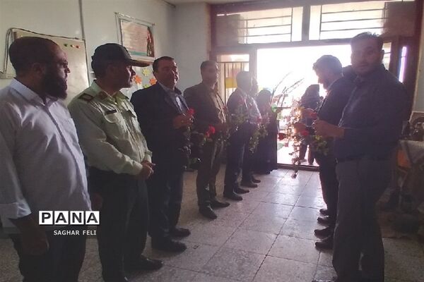 برگزاری جشن شکوفه‌ها در دبستان صحیفه نور فشافویه