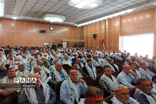 مراسم تجلیل از رزمندگان و خانواده شهدای دفاع مقدس شهرستان بهبهان