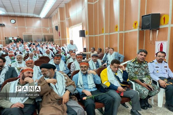 مراسم تجلیل از رزمندگان و خانواده شهدای دفاع مقدس شهرستان بهبهان