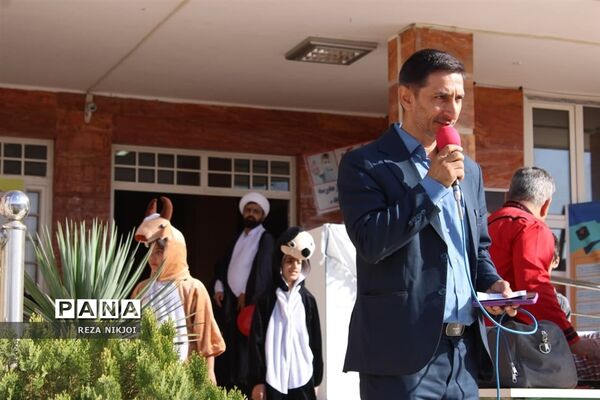 جشن شکوفه‌ها در ناحیه یک بهارستان