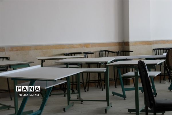 تجهیز هنرستان‌های ناحیه یک بهارستان