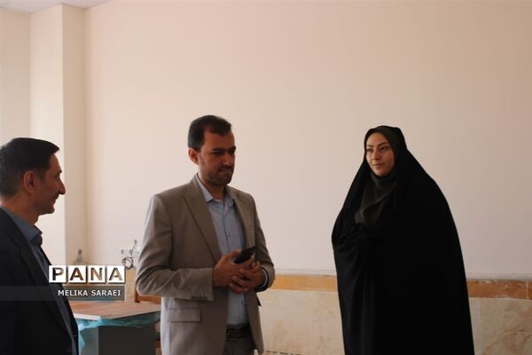 تجهیز هنرستان‌های ناحیه یک بهارستان
