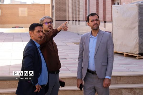 تجهیز هنرستان‌های ناحیه یک بهارستان