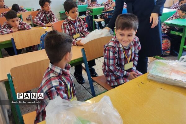 جشن شکوفه‌ها در مدارس کهریزک