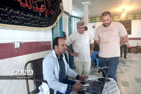 برپایی ایستگاه انتقال خون به‌مناسبت هفته دفاع مقدس در رودهن