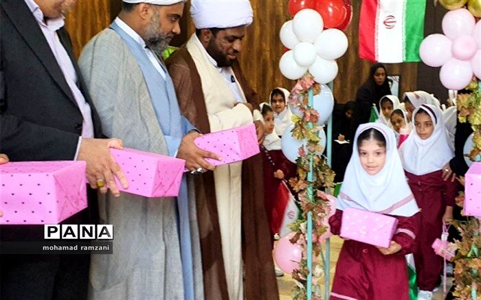 جشن نمادین شکوفه‌ها در هرمزگان