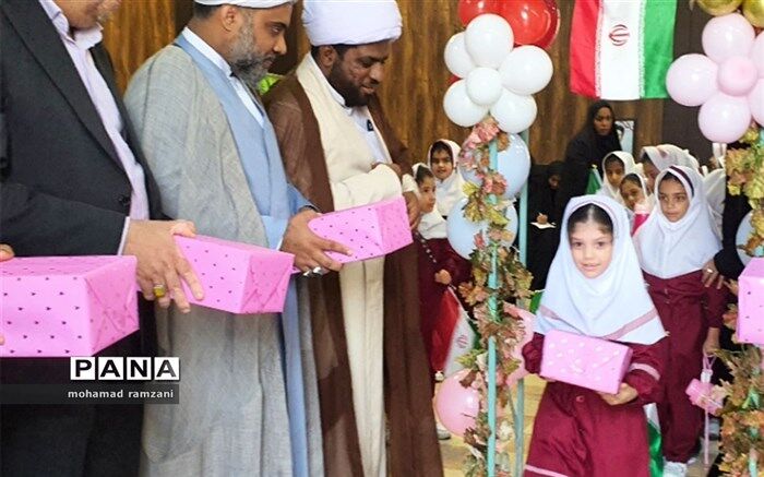جشن نمادین شکوفه‌ها در هرمزگان