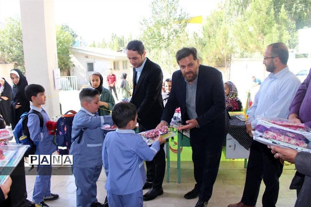 جشن غنچه‌ها و شکوفه‌ها در بلده