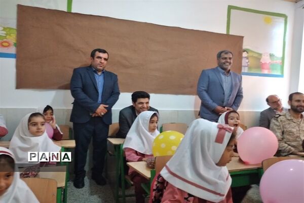نواخته شدن زنگ شکوفه‌ها در محمودآباد