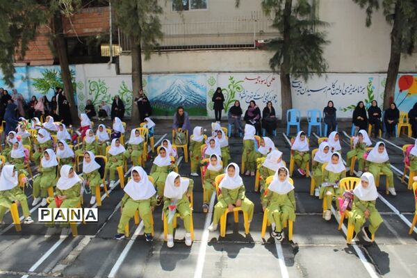 جشن شکوفه‌ها در ساری