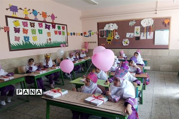 برگزاری جشن شکوفه‌ها در دبستان بوستان شهرستان بن