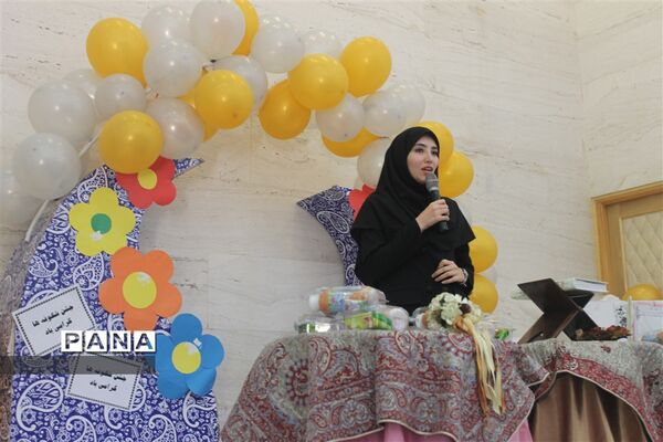 جشن شکوفه‌ها دبستان شهدای نیروگاه در سالن همایش فرهنگسرای نصرت