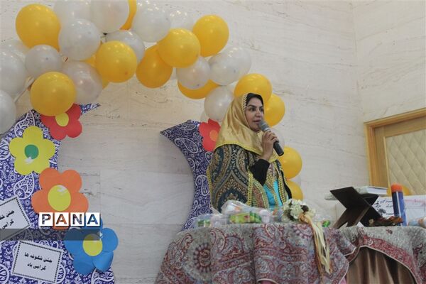 جشن شکوفه‌ها دبستان شهدای نیروگاه در سالن همایش فرهنگسرای نصرت