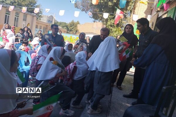 جشن شکوفه ها در شهرستان مانه و سملقان