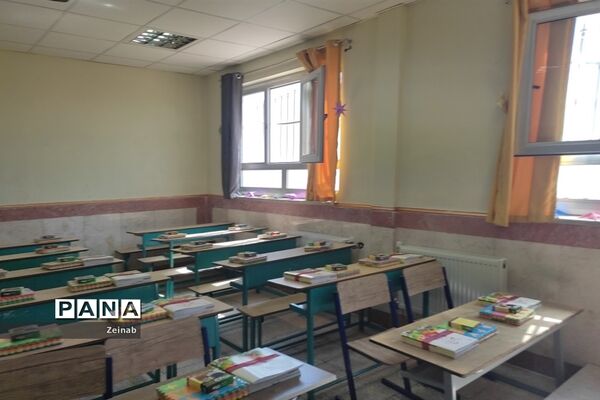برگزاری جشن شکوفه ها در دبستان کوثرشهر جوادآباد