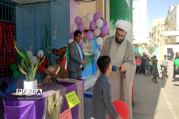 جشن شکوفه ها در مدرسه قائم نصیر شهر