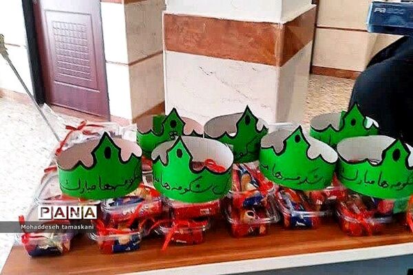 برگزاری جشن شکوفه‌ها در آموزشگاه پسرانه سردار سلیمانی شهرستان پیشوا