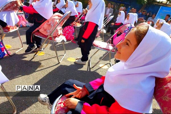 مراسم جشن شکوفه‌ها منطقه ۱۶ شهر تهران
