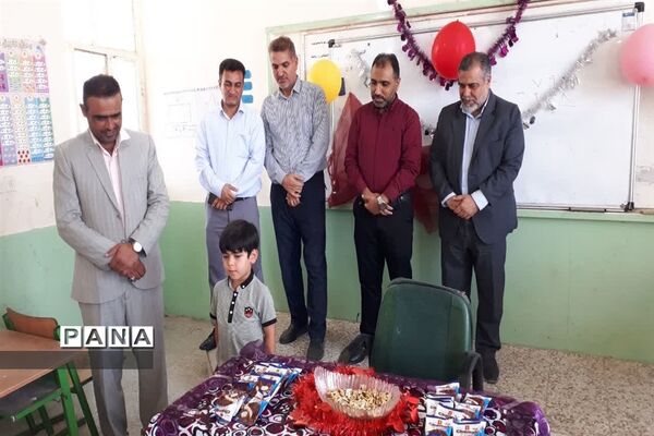جشن شکوفه‌ها در مدارس شادگان
