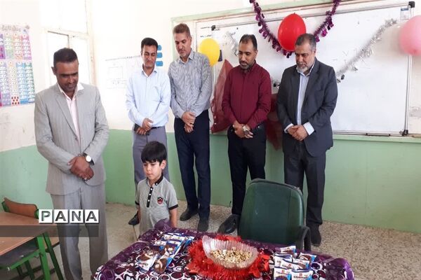 جشن شکوفه‌ها در مدارس شادگان