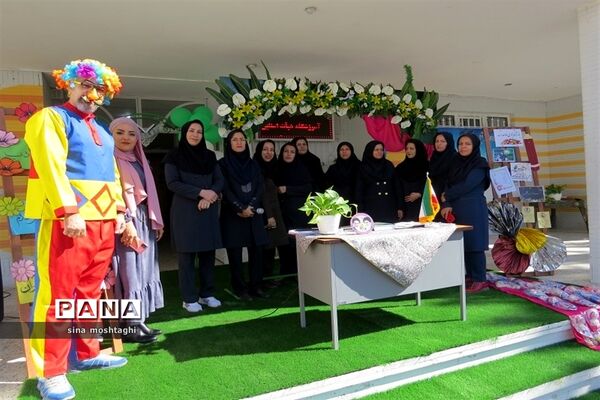 برگزاری جشن شکوفه ها در بجنورد