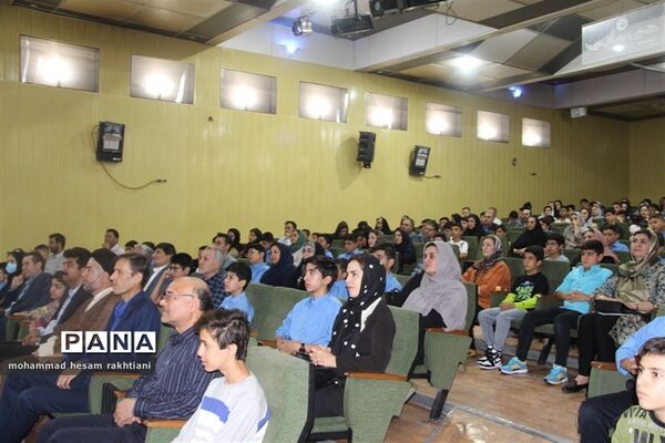 جشن جوانه‌ها ویژه پایه هفتم دبیرستان پسرانه شهید رجایی شهرستان بجنورد