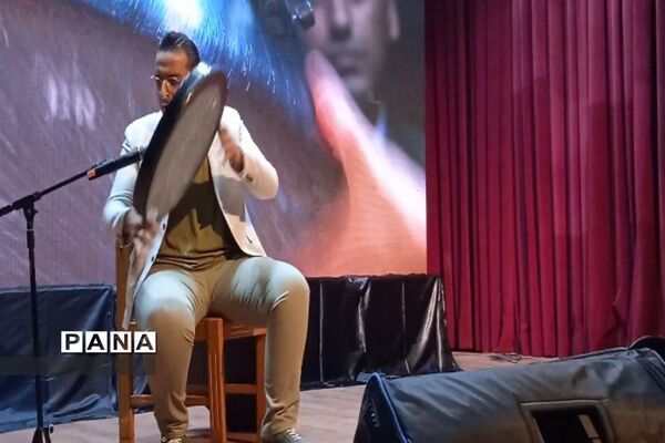 مراسم تقدیر از پرسنل  فوریت‌های پزشکی در روز اورژانس در محمودآباد